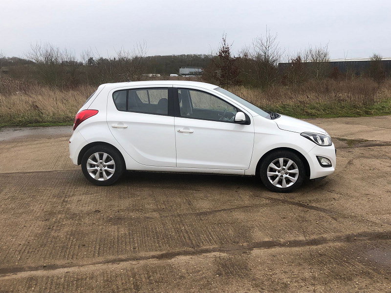 Hyundai I20 1.2L ACTIVE Hatchback 5dr Petrol Manual Euro 5 (84 bhp)