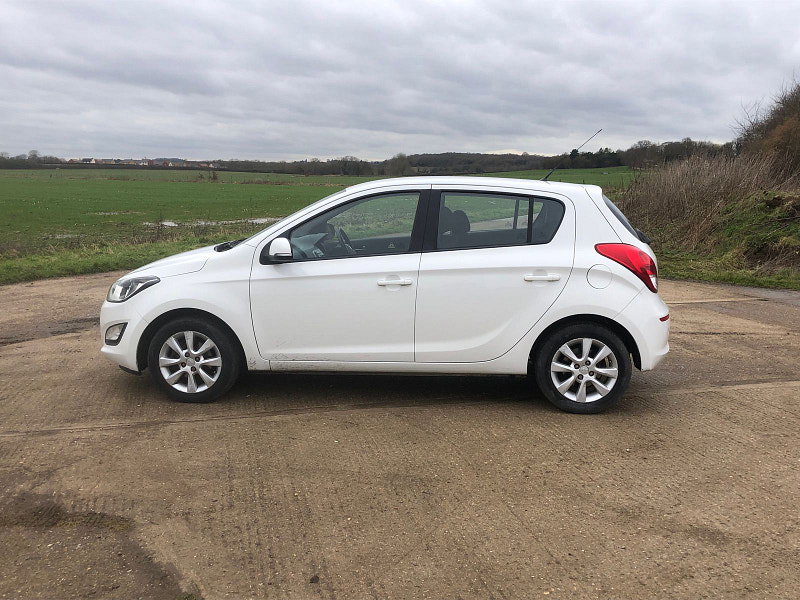 Hyundai I20 1.2L ACTIVE Hatchback 5dr Petrol Manual Euro 5 (84 bhp)