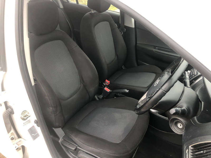 Hyundai I20 1.2L ACTIVE Hatchback 5dr Petrol Manual Euro 5 (84 bhp)