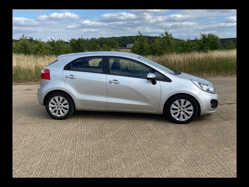 Kia Rio 2 ECODYNAMICS 1.4 5dr Bluetooth
