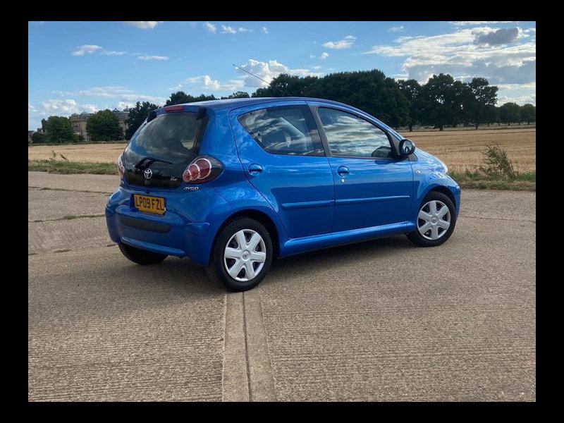 Toyota Aygo VVT-I BLUE 1.0 5 dr £20 Tax