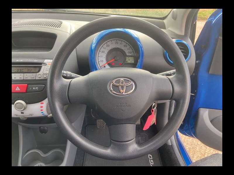 Toyota Aygo VVT-I BLUE 1.0 5 dr £20 Tax
