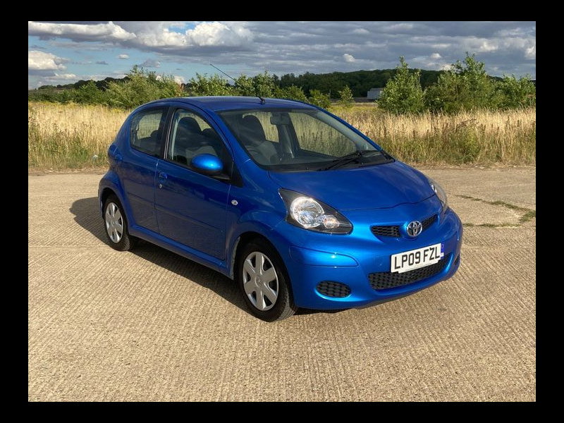 Toyota Aygo VVT-I BLUE 1.0 5 dr £20 Tax