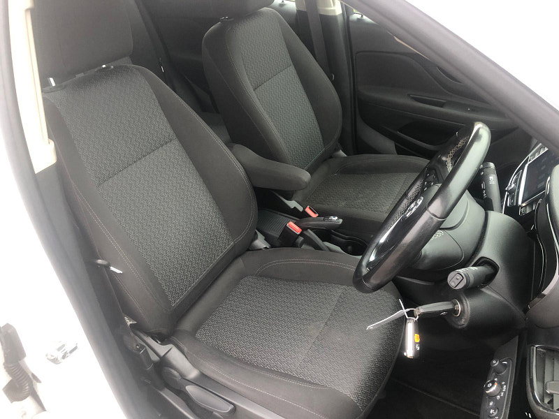 Vauxhall Mokka X 1.6L DESIGN NAV S/S SUV 5dr Petrol Manual Euro 6 (113 bhp)