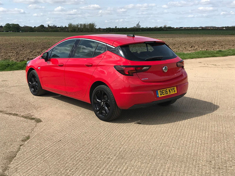 Vauxhall Astra 1.4L SRI Hatchback 5dr Petrol Manual Euro 6 (99 bhp)