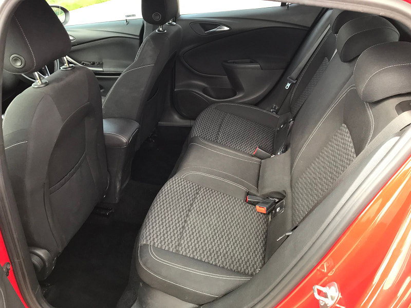 Vauxhall Astra 1.4L SRI Hatchback 5dr Petrol Manual Euro 6 (99 bhp)