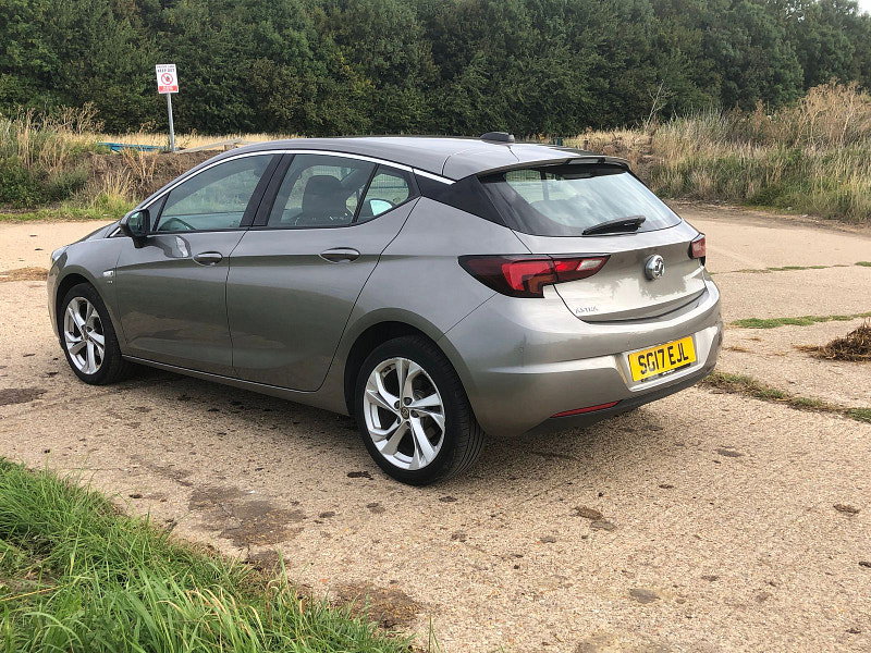 Vauxhall Astra 1.4L SRI Hatchback 5dr Petrol Manual Euro 6 (99 bhp)