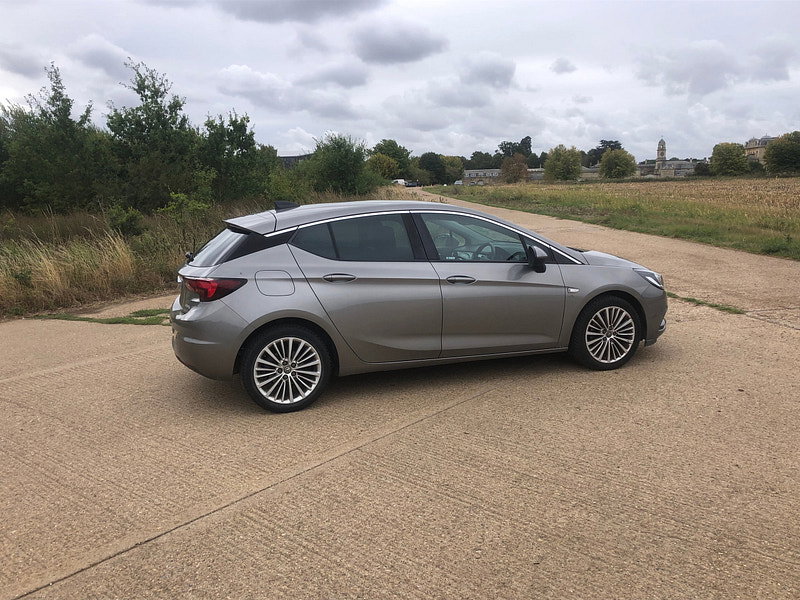 Vauxhall Astra 1.0i Turbo ecoFLEX Elite Nav Hatchback 5dr Petrol Manual Euro 6 (s/s) (105 ps)