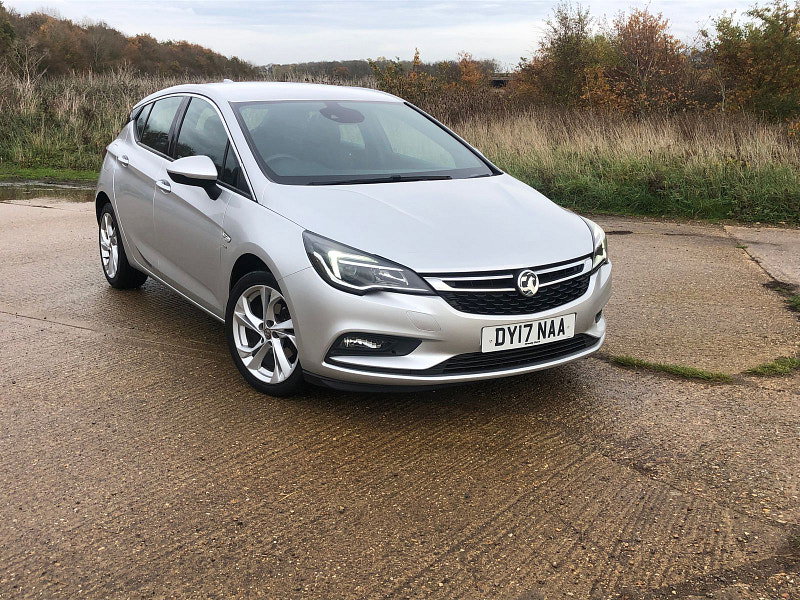 Vauxhall Astra 1.0L SRi Nav ecoFLEX S/S Hatchback 5dr Petrol Manual Euro 6 (104 bhp)