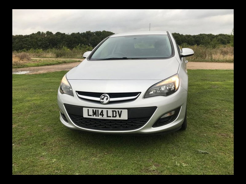 Vauxhall Astra DESIGN 1.4 5 door