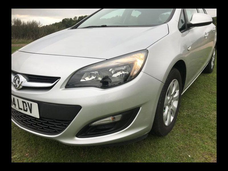 Vauxhall Astra DESIGN 1.4 5 door