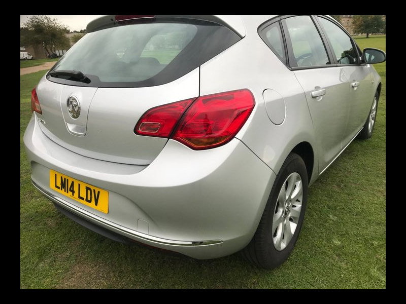 Vauxhall Astra DESIGN 1.4 5 door