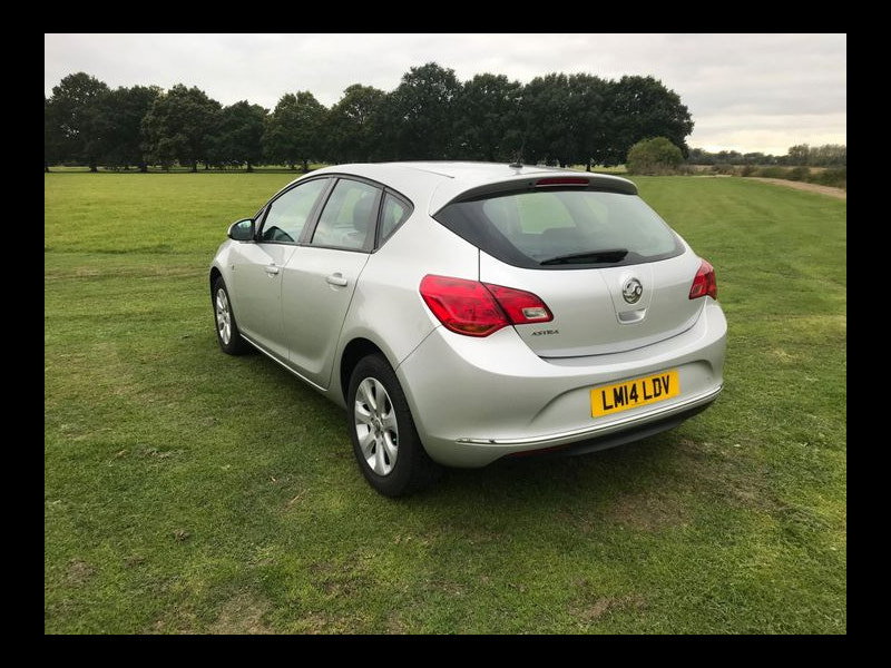 Vauxhall Astra DESIGN 1.4 5 door