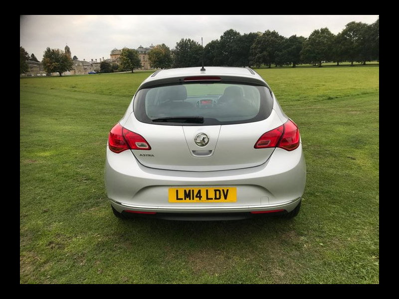 Vauxhall Astra DESIGN 1.4 5 door