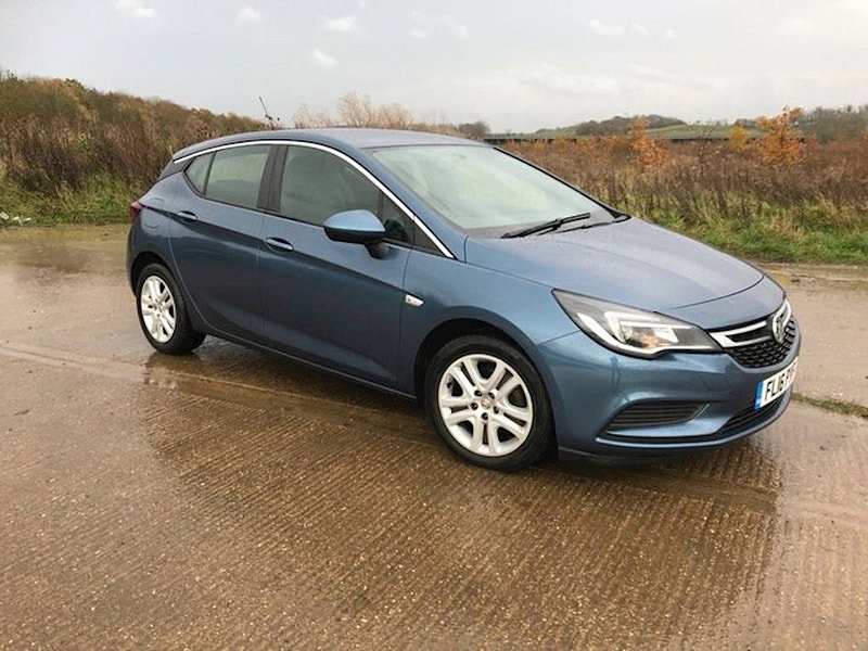 Vauxhall Astra DESIGN 1.6 CDTI ECOFLEX S/S £0 TAX