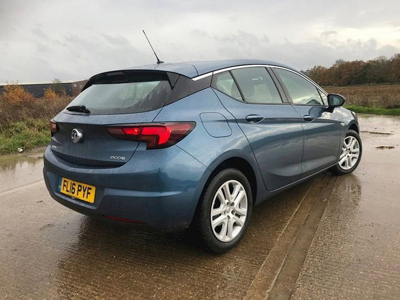 Vauxhall Astra DESIGN 1.6 CDTI ECOFLEX S/S £0 TAX