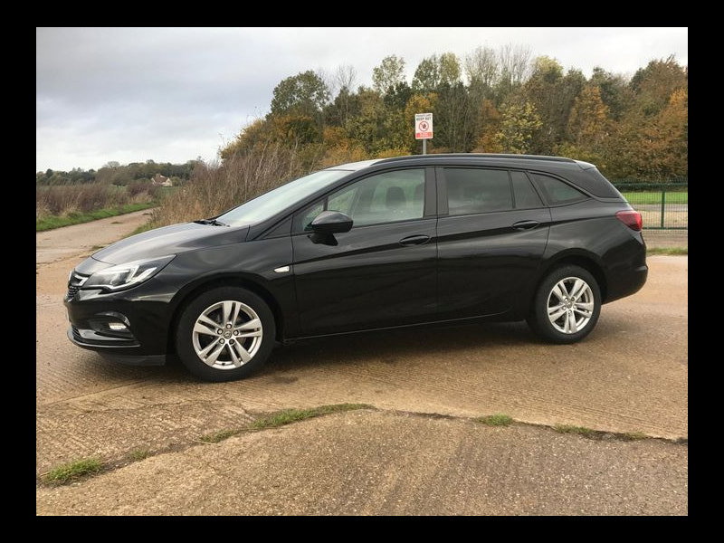 Vauxhall Astra DESIGN Nav 1.6 CDTI ECOTEC S/S