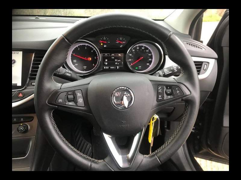 Vauxhall Astra DESIGN Nav 1.6 CDTI ECOTEC S/S