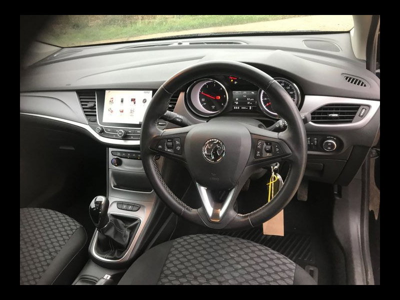 Vauxhall Astra DESIGN Nav 1.6 CDTI ECOTEC S/S