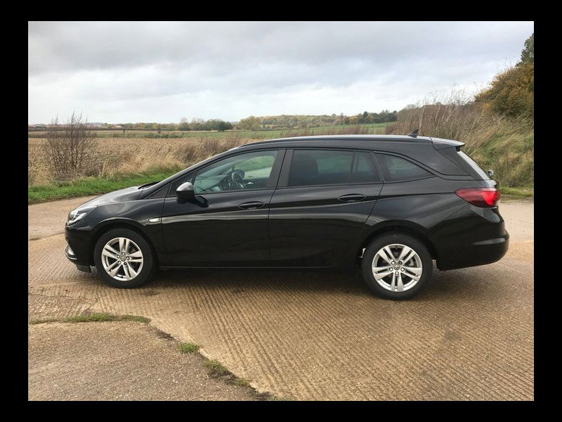 Vauxhall Astra DESIGN Nav 1.6 CDTI ECOTEC S/S