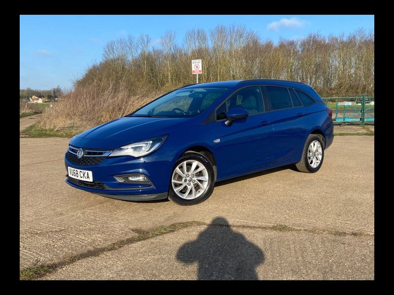 Vauxhall Astra DESIGN Nav 1.6 CDTI ECOTEC S/S