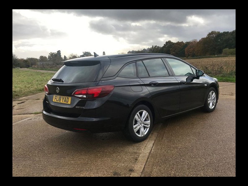 Vauxhall Astra DESIGN Nav 1.6 CDTI ECOTEC S/S