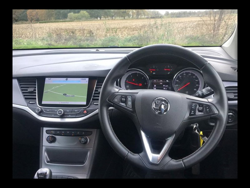 Vauxhall Astra DESIGN Nav 1.6 CDTI ECOTEC S/S