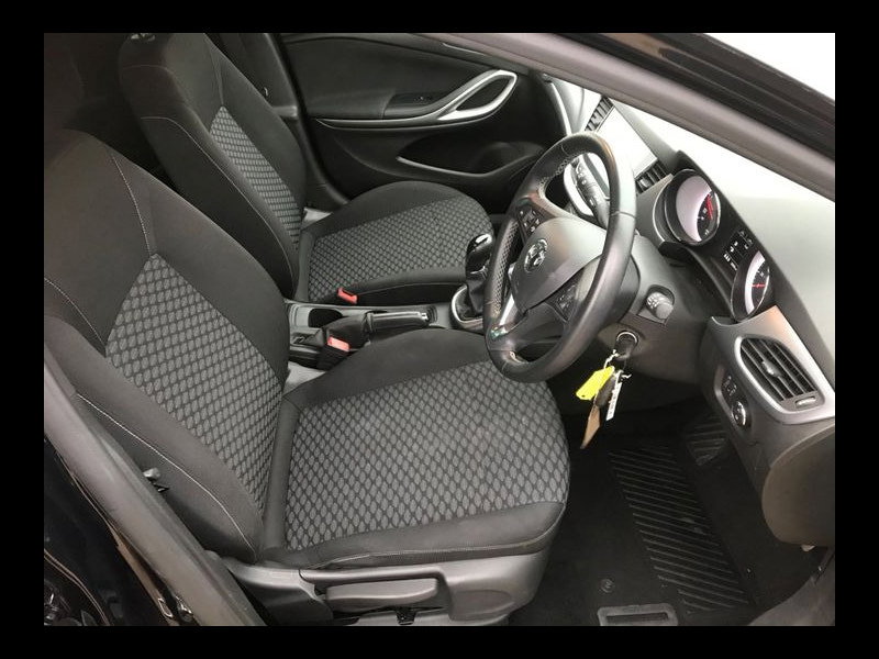 Vauxhall Astra DESIGN Nav 1.6 CDTI ECOTEC S/S