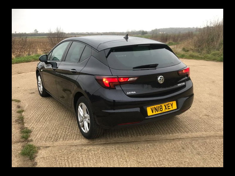 Vauxhall Astra DESIGN Nav 1.6 CDTI ECOTEC S/S