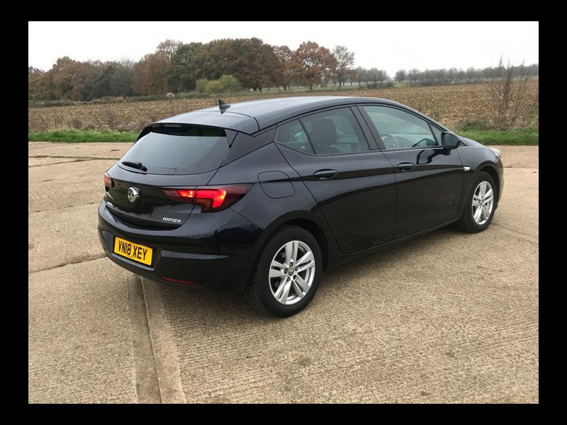 Vauxhall Astra DESIGN Nav 1.6 CDTI ECOTEC S/S