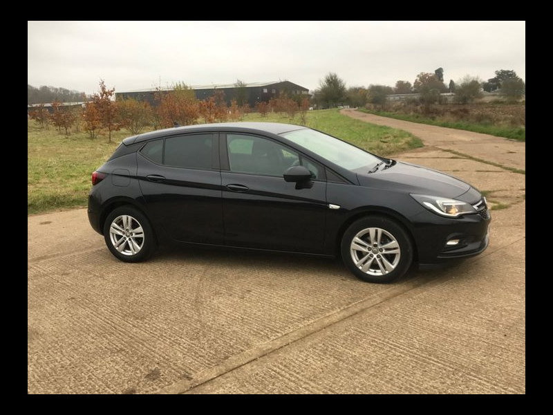 Vauxhall Astra DESIGN Nav 1.6 CDTI ECOTEC S/S