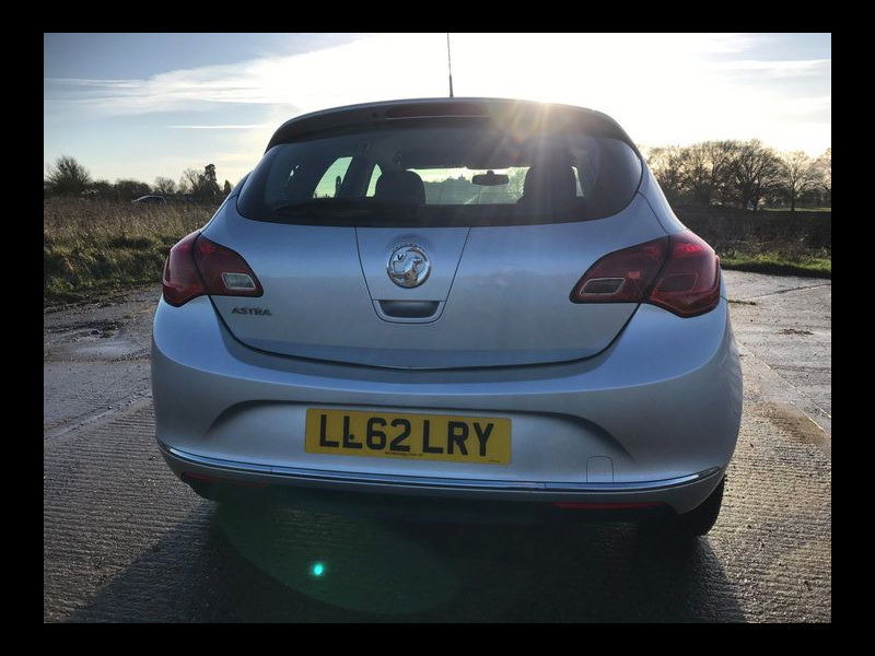 Vauxhall Astra EXCLUSIV 1.4 5 DOOR 1 OWNER