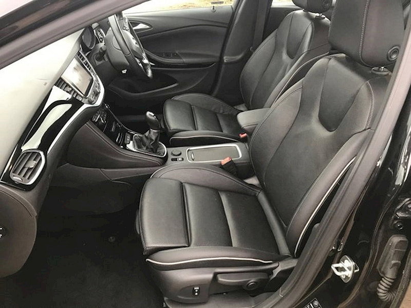 Vauxhall Astra ELITE NAV 1.6 CDTI £20 TAX