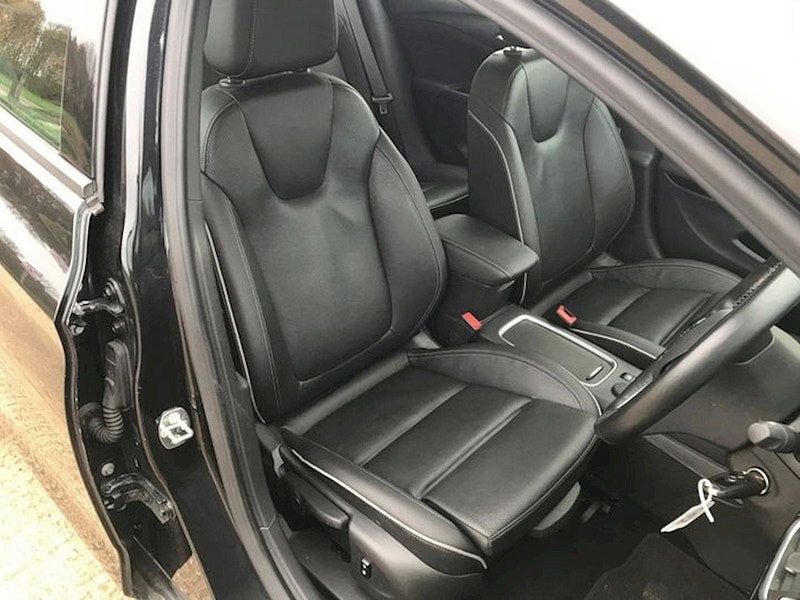 Vauxhall Astra ELITE NAV 1.6 CDTI £20 TAX