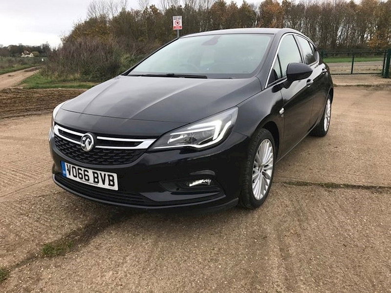 Vauxhall Astra ELITE NAV 1.6 CDTI £20 TAX