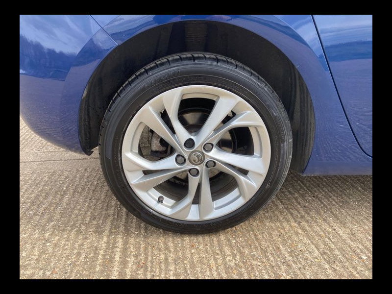 Vauxhall Astra SRi 1.4 100PS 5 dr