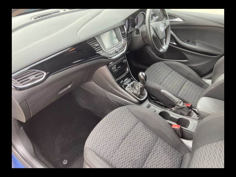 Vauxhall Astra SRi 1.4 100PS 5 dr