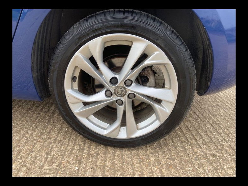 Vauxhall Astra SRi 1.4 100PS 5 dr