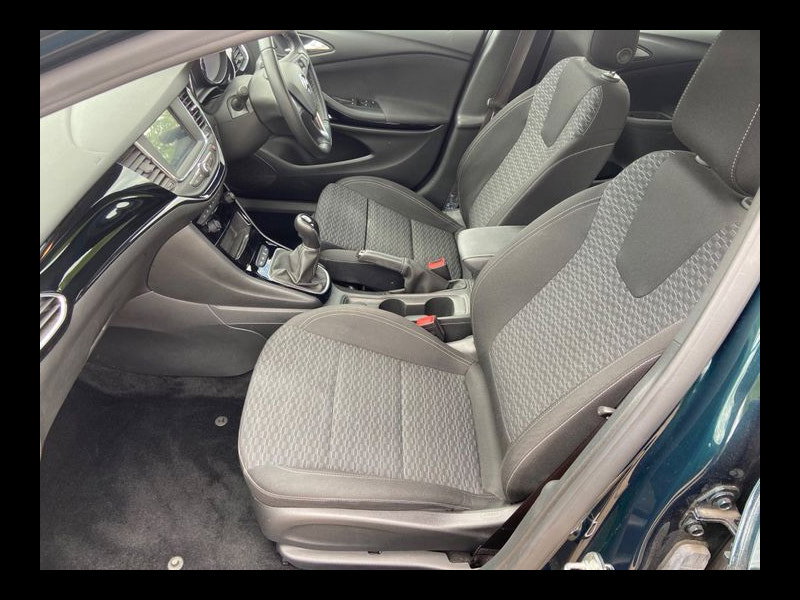 Vauxhall Astra SRi 1.4 Turbo 140PS