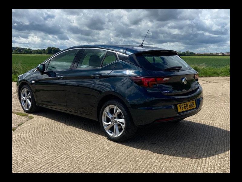 Vauxhall Astra SRi 1.4 Turbo 140PS