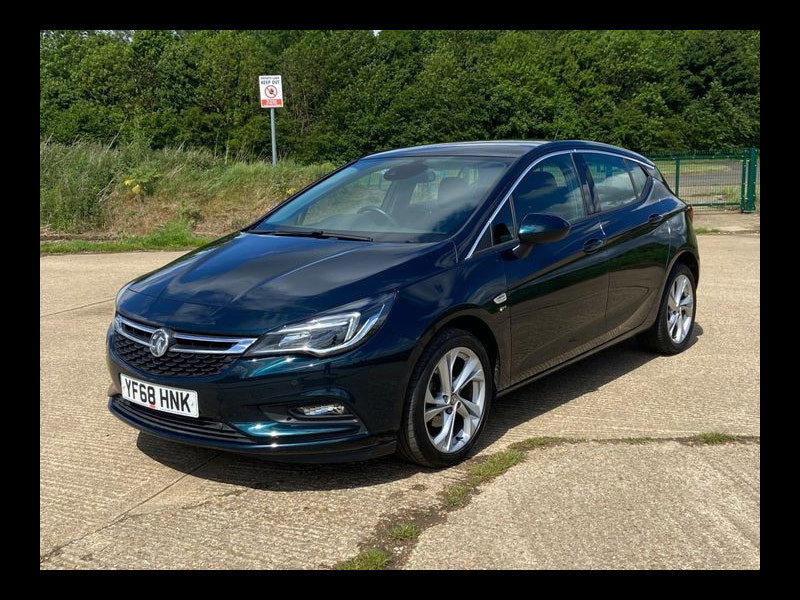 Vauxhall Astra SRi 1.4 Turbo 140PS
