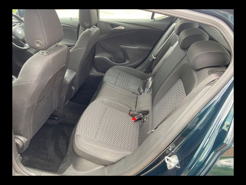 Vauxhall Astra SRi 1.4 Turbo 140PS