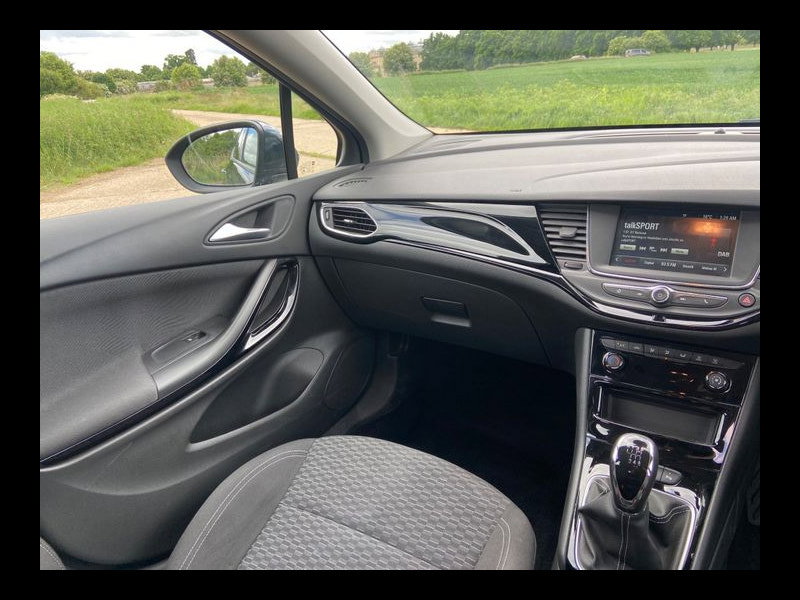 Vauxhall Astra SRi 1.4 Turbo 140PS
