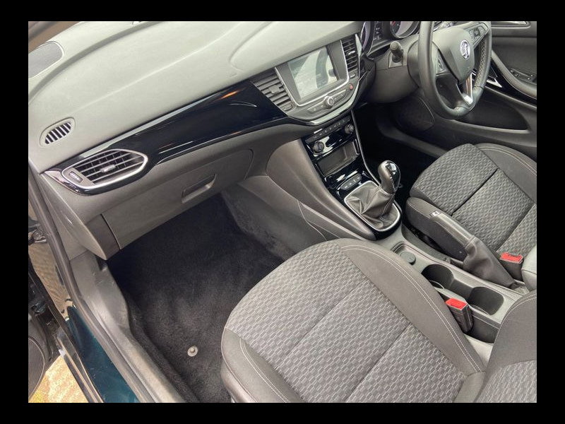 Vauxhall Astra SRi 1.4 Turbo 140PS