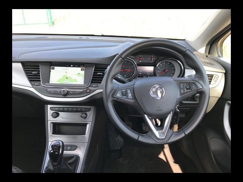 Vauxhall Astra TECH LINE NAV 1.4 TURBO