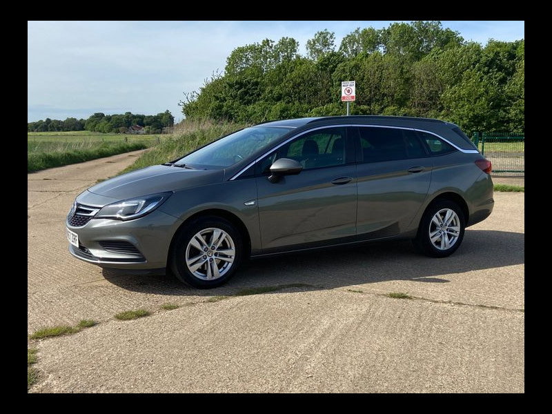 Vauxhall Astra TECH LINE NAV 1.6 CDTI Automatic