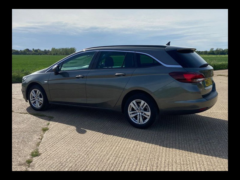Vauxhall Astra TECH LINE NAV 1.6 CDTI Automatic
