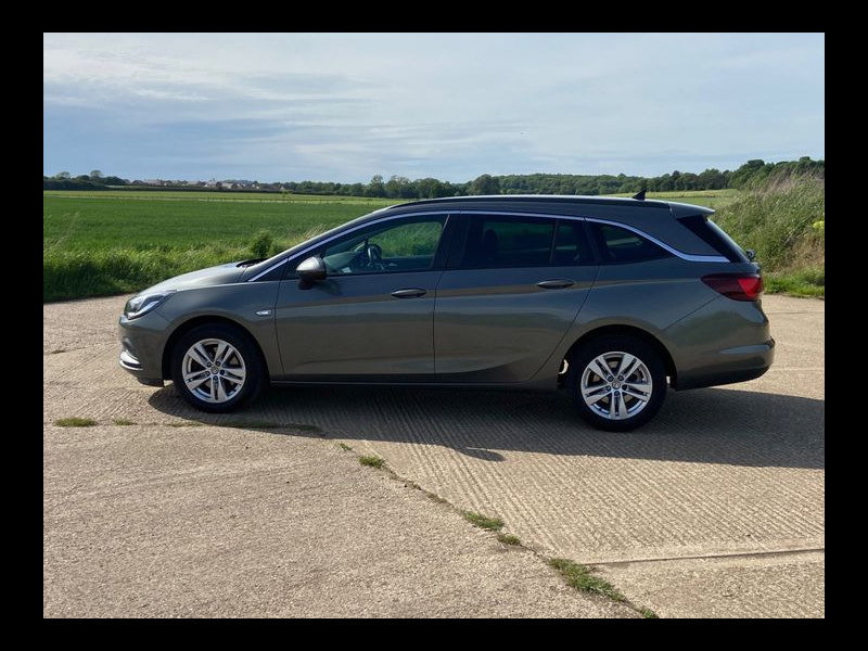 Vauxhall Astra TECH LINE NAV 1.6 CDTI Automatic