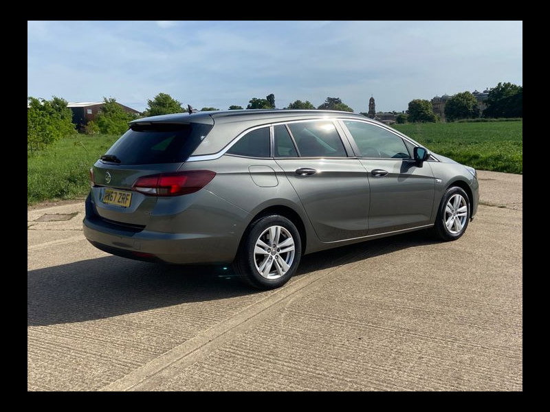Vauxhall Astra TECH LINE NAV 1.6 CDTI Automatic