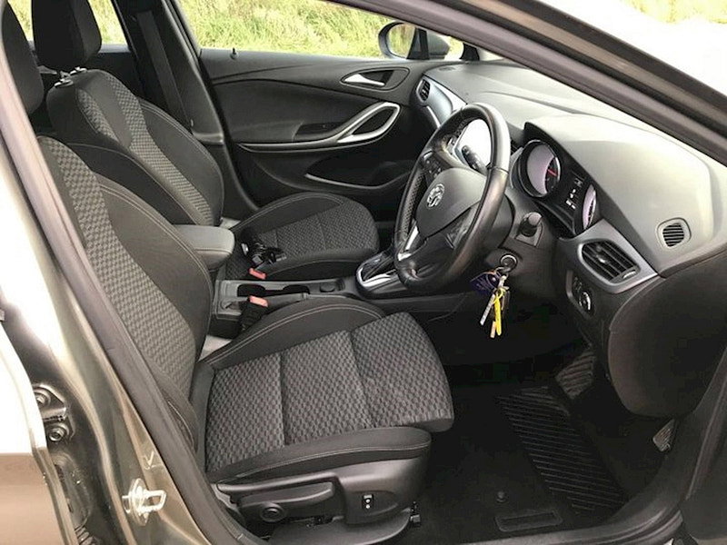 Vauxhall Astra TECH LINE NAV 1.6 CDTI SPORT PACK